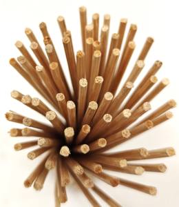 Brochettes en bambou, épaisseur 2,5 mm, longueur 10 pouces, bâtonnets de grillades en bois lisses pour barbecue, brochettes, fruits, légumes - Product Image 3