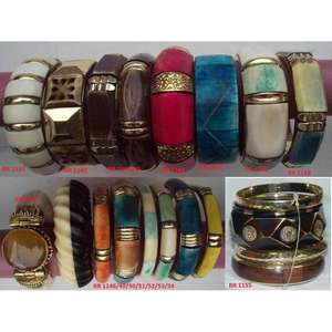 Bracelets religieux en forme de boule en ivoire et résine BS INTERNATIONAL pour les occasions de mariage des femmes, stock disponible, vente en gros directe - Product Image 3