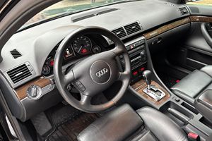 รถมือสอง AUDI S4 AVANT ปี 2005 พวงมาลัยซ้าย/ขวา - Product Image 2