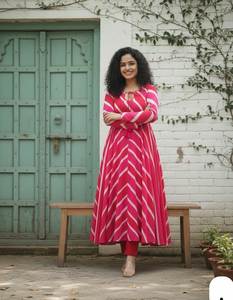 Memperkenalkan Setelan Kurti Georgette Sutra Leheriya Baru Kami untuk Wanita - Pakaian Tradisional untuk Pesta & Kantor Sehari-hari Berbagai Warna - Product Image 2