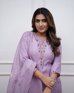 NOUVEAU SALWAR KAMEEZ DE CÉRÉMONIE, DESIGNER, LÉGER, SÉCHAGE RAPIDE, COULEUR VIOLETTE - Product Image 3
