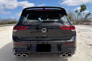 Volkswagen Golf R 2024 Gasolina, Bajo Kilometraje - Product Image 2