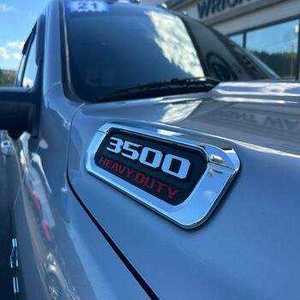 Camioneta 4x4 2024 de Servicio Pesado, 3500, Cabina Doble, Equipamiento Completo, Motor Turbo, Transmisión Automática, Asientos de Cuero, Techo Panorámico, Volante a la Izquierda, R17 - Product Image 5