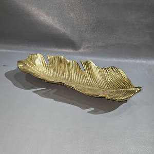 Meilleure vente de plaque en forme de feuille en aluminium poli du fabricant indien pour les fêtes de restaurant de cuisine à domicile servant des aliments - Product Image 2