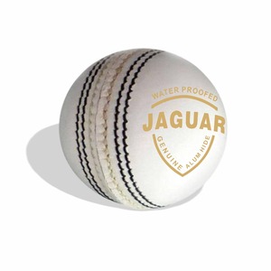 KC ENTERPRISES Lot de 6 balles de cricket Jugur en cuir blanc meilleure qualité internationale standard cuir tanné ALUM - Product Image 1