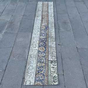 Alfombra Turca de 1.6x8.5 pies, Alfombra Vintage, Alfombra de Lana Ikat Azul - Product Image 1