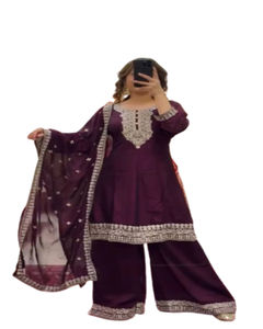 Elegante blusa de rayón paquistaní indio tradicional bordado de espejo excelente para verano invierno fiesta Navratri Lehenga Choli - Product Image 1