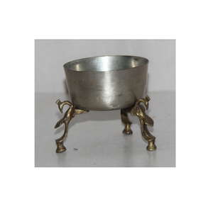 Modern Metal Fruit Bowl Hammered Silver With Steel Stand Work Round Shape Serving Bowl With Gold Metal Stand Modern Polished - Product Image 4