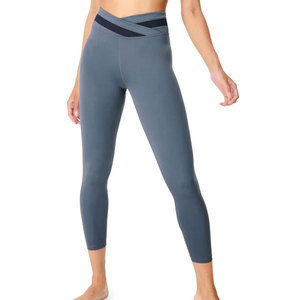 Leggings élégants pour femmes avec ceinture élastique, design confortable pour la maison et les activités de plein air - Product Image 1