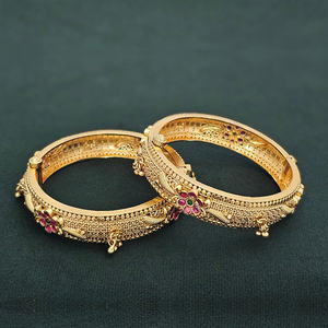 Superbe collection exclusive de bracelets de mode ouvrables antiques au design impeccable avec placage d'or - Product Image 1