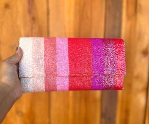 Bolso de mano de noche con cuentas, bolso bordado con cuentas y diseño único hecho a mano - Product Image 2