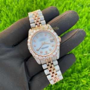 Dames Sport <span class=keywords><strong>White</strong></span> Iced Out Horloge Met Grotere Diamanten Moeder Parel Wijzerplaat Roestvrij Staal Band Hiphop Stijl Geschenkcollectie - Product Image 3
