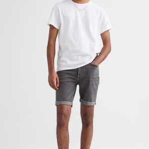Shorts de jogging pour hommes personnalisés à la mode, jeans bleus, vêtements de marque, shorts d'été, shorts en denim pour hommes, fabriqués au Pakistan pour les garçons - Product Image 2