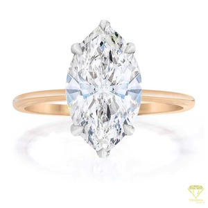 Bague de fiançailles de luxe cultivée en laboratoire avec pierre taillée en diamant Cadeau de bijoux de mariage élégant pour la mariée disponible à la vente - Product Image 4
