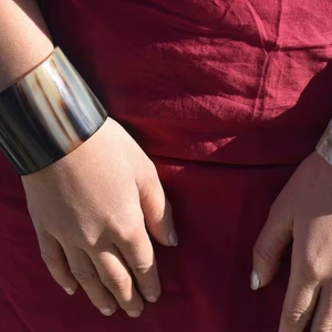 Brazaletes de Cuerno de Búfalo Natural, Joyería Artesanal de Cuerno de Búfalo - Product Image 1