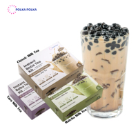 Kit de thé aux perles (bubble tea) selon la recette taïwanaise, acceptant les commandes OEM/étiquette privée, avec 50g de billes de tapioca et 30g de poudre de thé au lait matcha, 6 kits/boîte, prêt à servir en quelques secondes.