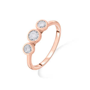 Bague décontractée TriLumous sertie de diamants - Product Image 4