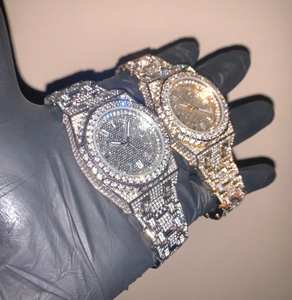 Clase atemporal de reloj de moissanita completamente personalizado Construido a la moda Royalty Premium Gifting High End Wear y Ultimate Luxury Shine - Product Image 3