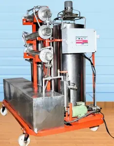Umwandlung von Altöl Diesel destillation anlage Altöl regeneration system Herstellung von DIESEL 80%-85% Diesel 220 ~ 415V IN;32665