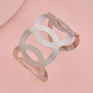 Brazalete de latón de nuevo diseño Brazaletes de joyería de regalo de mujer de moda a precio al por mayor - Product Image 3