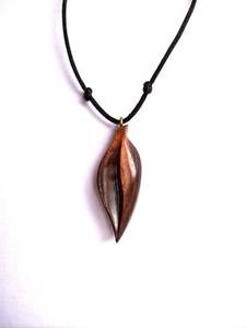 Collar de declaración de joyería de madera personalizado: grabe su mensaje único o diseñe VIET FARGIMEX - Product Image 2