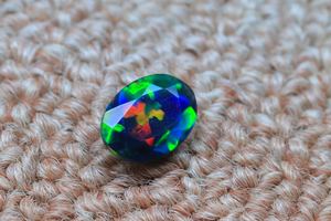 Elegantes piedras preciosas de cabujón de ópalo negro etíope ahumado tratado Multi Flashy Opal Gems Mix Shape Black Opal Lot regalo para ella - Product Image 5