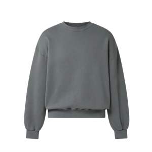 Sweat-shirt à col rond classique pour hommes et femmes avec manches longues idéal pour superposer, se prélasser et Style de rue décontracté - Product Image 1