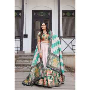 NUEVO DISEÑADOR LEHENGA FANRIC RAYON IMPRESO SEDA LEHENGA CON DISEÑO IMPRESO LISO - Product Image 1