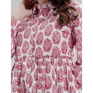 Top de Algodón Estampado Pink Butta, Transpirable y Cómodo, Camiseta sin Mangas para Mujer, Talla Única (Talla Pequeña), para Uso Diario, con Decoración de Botones - Product Image 2