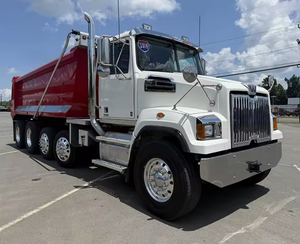 Camión Volquete Usado Western Star 4700 2023 2024 2025, Cummins 370HP, Automático - Product Image 2
