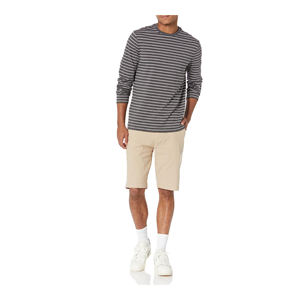 เสื้อยืดลําลอง เสื้อยืดธรรมดาสีดํา เสื้อยืดแขนยาวขายส่งแบบกําหนดเองสําหรับผู้ชาย เสื้อยืดแขนยาว - Product Image 4