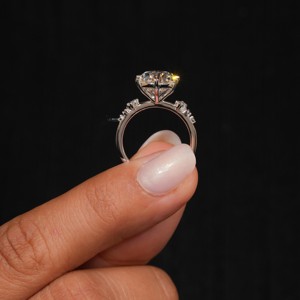 Bagues pour femmes en argent 925 avec zircone cubique taille ronde, style Snowdrift, pour mariage, fiançailles et cadeaux d'anniversaire - Product Image 4