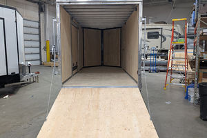 Remolque de Carga de Aluminio con Eje Tándem 7x16, Puerta de Rampa con Forma de V, 7000 GVWR, Remolque Utilitario para Transporte de Autos, Precio al por Mayor - Product Image 3