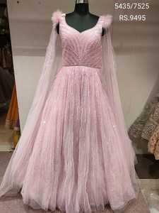 Robe en filet fantaisie avec broderie pour dames Idéal pour les mariages, les réceptions et les occasions formelles en vente - Product Image 5