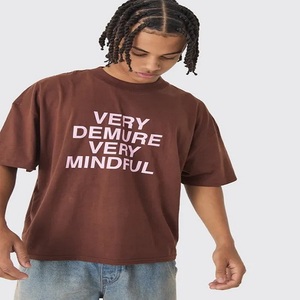 Camiseta lavada con estampado de gran tamaño Boxy Demure Mindful para hombre, 100% algodón único, tejido de calidad superior, ajuste perfecto para cualquier - Product Image 1