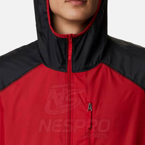 Venta caliente nueva moda hombres invierno con capucha chaqueta cortavientos a prueba de viento manga larga transpirable ecológico logotipo frontal - Product Image 5