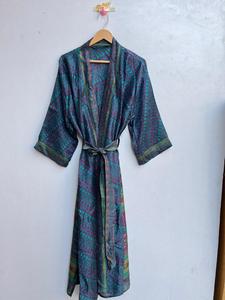 Kimono indio de seda hecho a mano, bata de estilo Vintage para mujer, vestido informal, ropa de playa y salón, suministro directo de ODM para adultos - Product Image 4