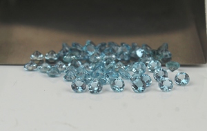 Piedra preciosa de corte redondo de Aguamarina superior Natural de 4 MM, gemas calibradas de Aguamarina perforadas con láser para la fabricación de joyas - Product Image 3