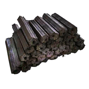 100% ธรรมชาติเป็นมิตรกับสิ่งแวดล้อมขี้เลื่อยถ่านบาร์บีคิวถ่านย่างก้อนถ่านไร้ควันราคาต่ําสุดพร้อมส่งออก - Product Image 1