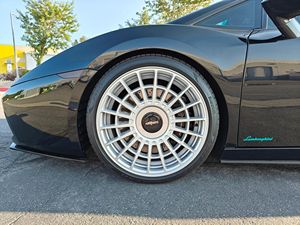 Offre exceptionnelle : Lamborghini Gallardo Coupé d'occasion 2006, propre et prête à être expédiée - Product Image 5