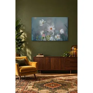 Impression sur toile Fida Hazy Blue avec fond bleu, tulipes et fleurs blanches - Product Image 3