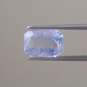 พลอยไพลินสีน้ำเงินธรรมชาติแบบเม็ดเดี่ยว |   อัญมณีทรงเอเมอรัลด์ขนาด 13x9 มม. เกรด AAA รับรองโดย IGI น้ำหนัก 7.52 กะรัต ขนาด 6 มม. ผ่านการอบความร้อน - Product Image 1