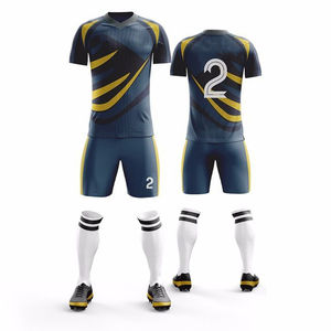 Kit de entrenamiento deportivo de camiseta de fútbol con logotipo personalizado de alta calidad con pantalones cortos de malla para la temporada de invierno - Product Image 6