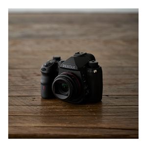 กล้องดิจิตอล SLR ขาวดำ 100% พร้อมช่องมองภาพแบบออปติคอล 1.05 เท่า ป้องกันฝุ่น ทนทานต่อสภาพอากาศ มาพร้อมเลนส์ซูม HD และเซ็นเซอร์ CMOS - Product Image 4