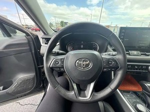 Vehículo Usado de Segunda Mano de Alta Calidad para Exportación, SUV Compacto 2024, Transmisión Automática, Paquete Estilo Todoterreno, Autonomía de 401-500 km - Product Image 5