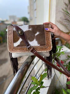 Nouveaux sacs à bandoulière en cuir véritable fait main avec fourrure de vache, marron, à franges, élégants, taille idéale pour les femmes, sacs décontractés à bandoulière - Product Image 2