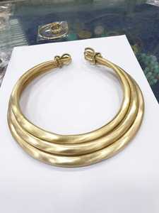 โช้คเกอร์ทังสเตนแบบชั้นการออกแบบมงกุฎเลียนแบบอาเกตสำหรับชาวพุทธที่ได้รับแรงบันดาลใจจากนักออกแบบเครื่องประดับแนวแอฟริกัน - Product Image 4