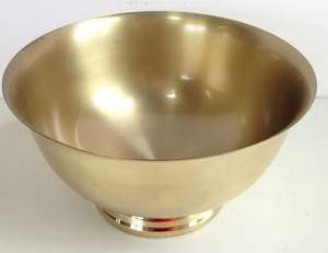 Moderna y Lujosa Tazón de Servir de Metal Ecológico con Acabado Único en Oro para Decoración del Hogar, Vajilla, Frutero - Product Image 4