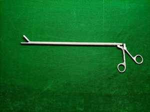 Gran oferta, 12mm de diámetro, 450mm de longitud, grado quirúrgico, cuchara laparoscópica reutilizable, pinza, fuente de alimentación Manual - Product Image 2