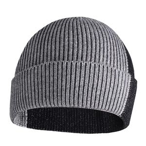 Gorro de Invierno Unisex con Logotipo Personalizado, Gorro de Lana Jacquard Acrílico Suave y Elástico, Fabricante Mayorista OEM - Product Image 1